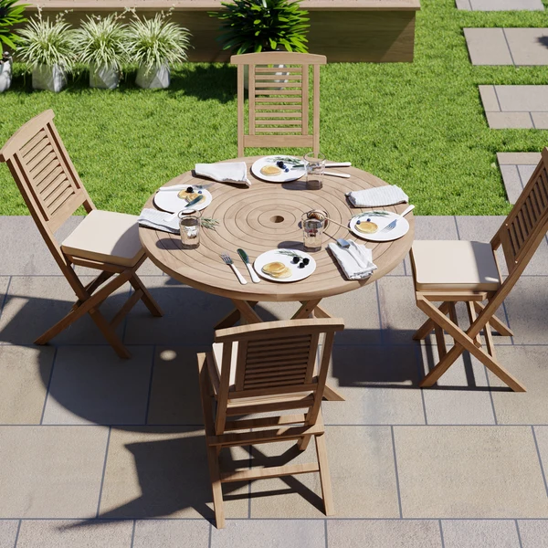 Teakhouten set bestaande uit een spiraalvormige klaptafel van 120 cm met een blad van 4 cm dik, 4 klapstoelen in Hampton-stijl en gratis kussens.
